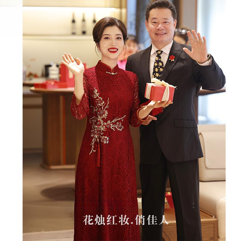 妈妈婚宴礼服年轻旗袍喜婆婆婚礼喜服2025新款红色连衣裙时可穿