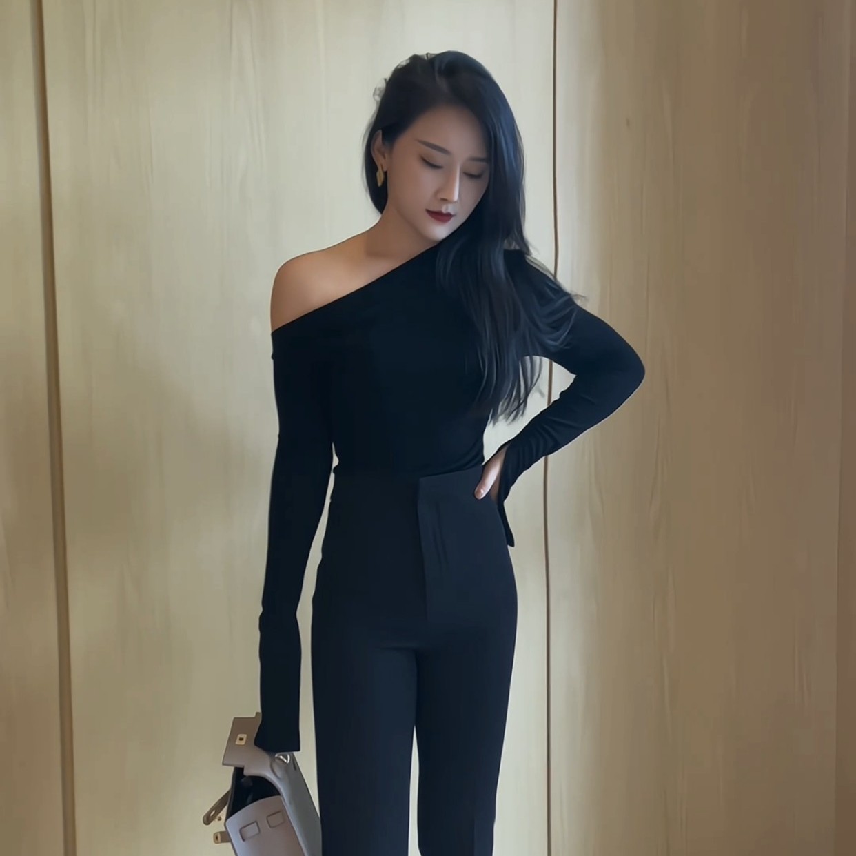 JIA SHI 一字肩上衣斜肩溜肩高端时尚百搭长袖T恤女潮轻奢-SZ009