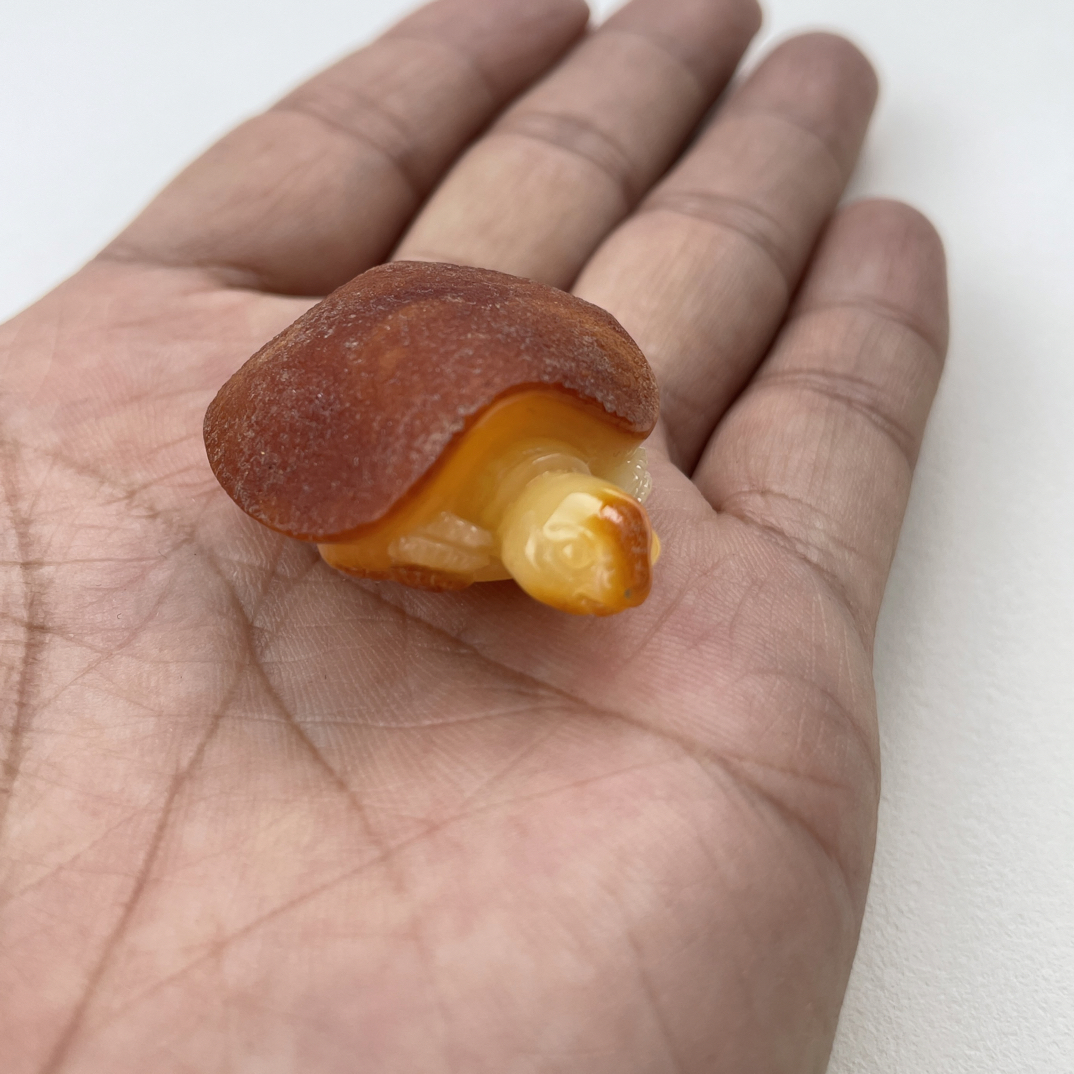 沁色蜜蜡文玩蜜蜡蜜蜡吊坠白花蜜蜡乌龟9.77g38.4/30.4/18.6㎜