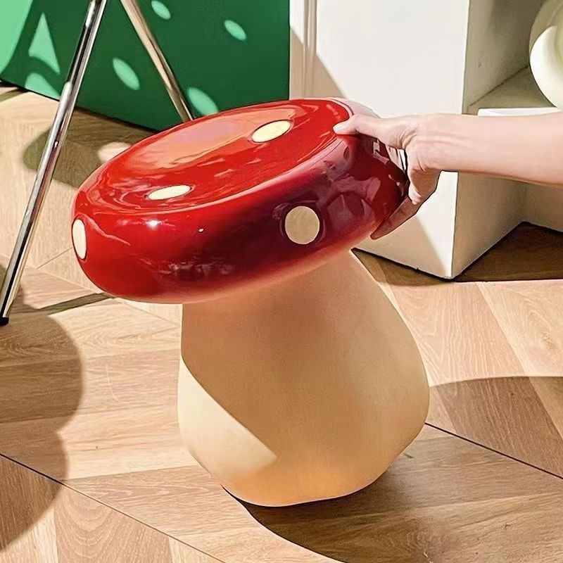 奶油风中古可爱蘑菇树脂换鞋凳家用客厅创意落地儿童椅子小板凳