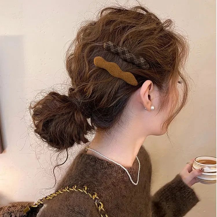 毛呢格纹波浪发夹女侧边夹前额碎发刘海夹子2026新款头饰红色侧夹