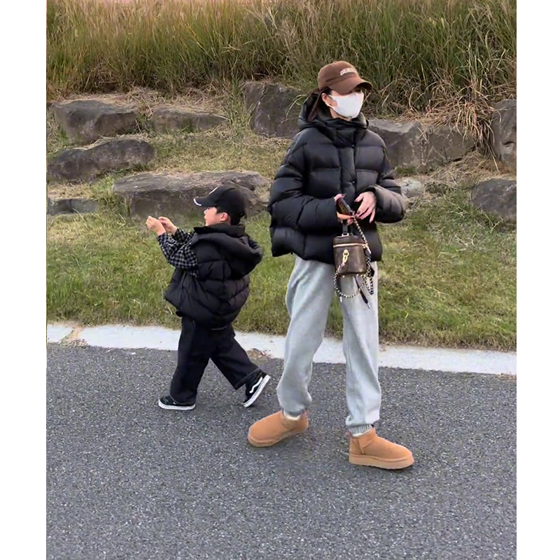 黑色短款羽绒服女2025冬季新款高级感加厚龟背连帽白鸭绒面包服