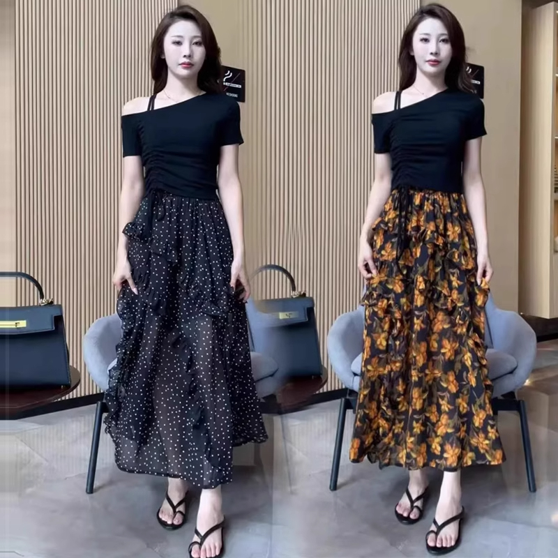时尚套装裙女2025夏新款洋气显瘦设计感露肩上衣碎花半身裙两件套