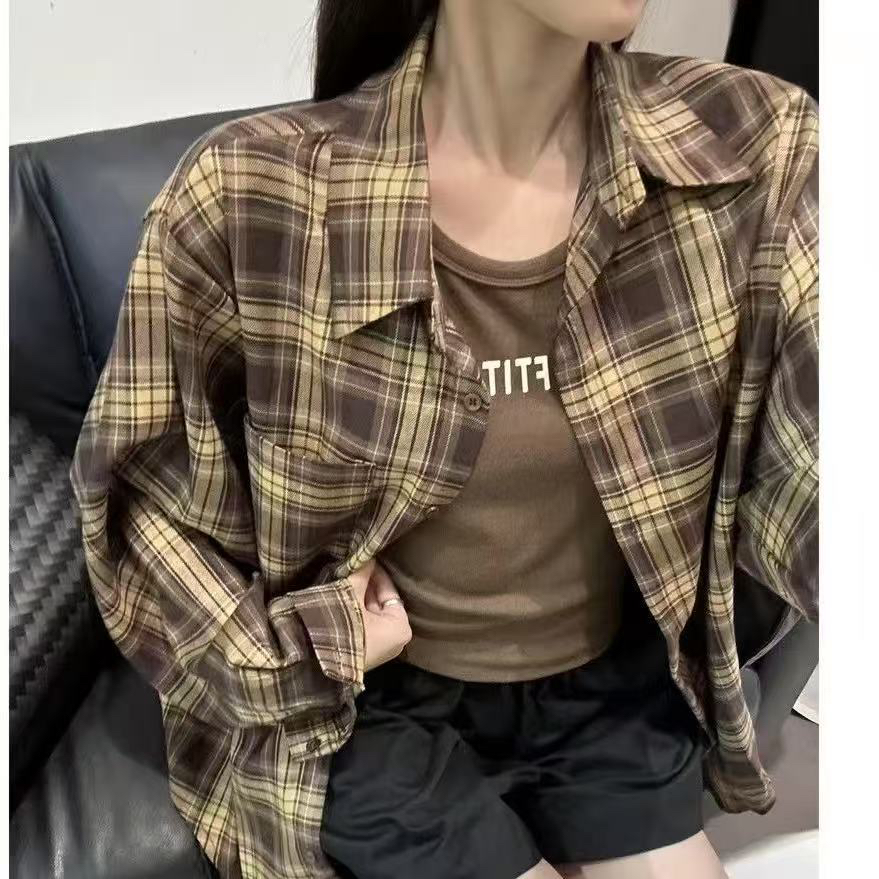 2025港风复古格子衬衫字母印花吊带背心时尚休闲两件套