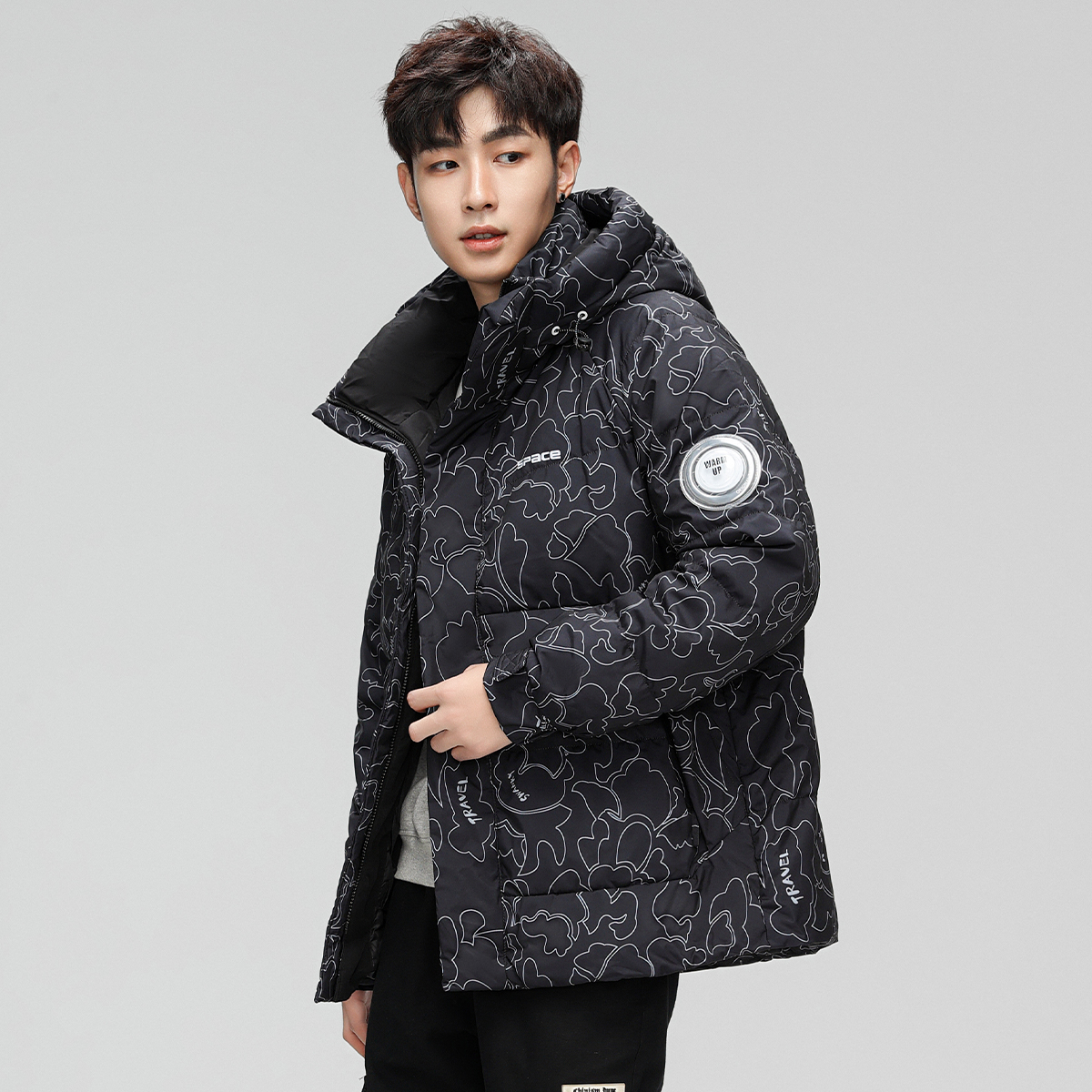 YAYA/鸭鸭【情侣款】2025爆款羽绒服男女短款冬时尚休闲印花外套