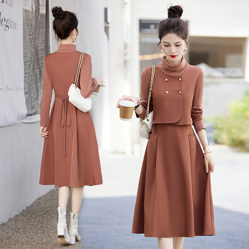 假三件套连衣裙女2025春秋上新气质时尚轻奢优雅拼接高腰裙