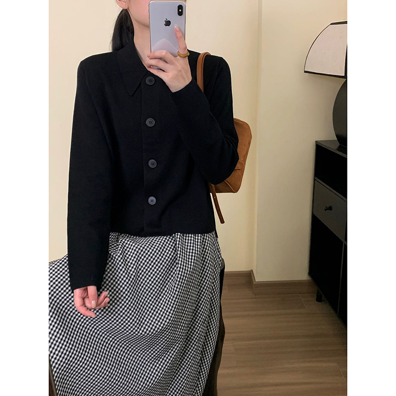 【欧蔓依】OMYB1370冬季长袖女针织翻领毛针织衫短款显瘦开衫复古