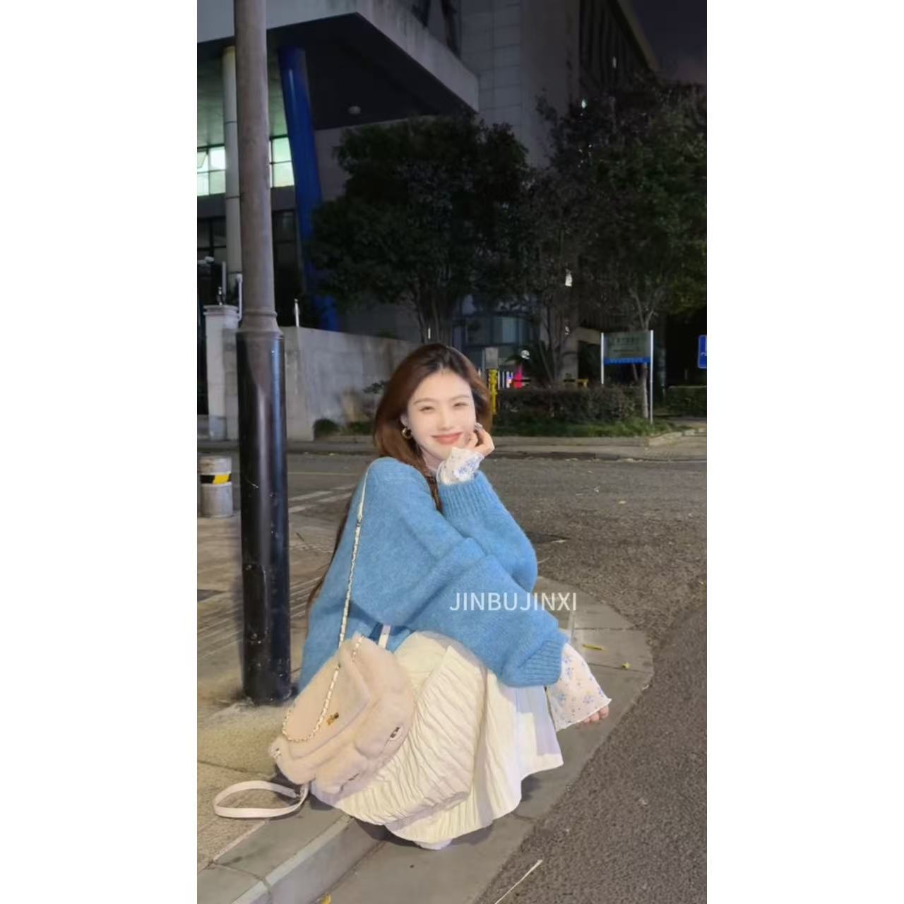 秋冬温柔穿搭2025新款宽松长袖针织衫半高领打底显瘦半身裙三件套