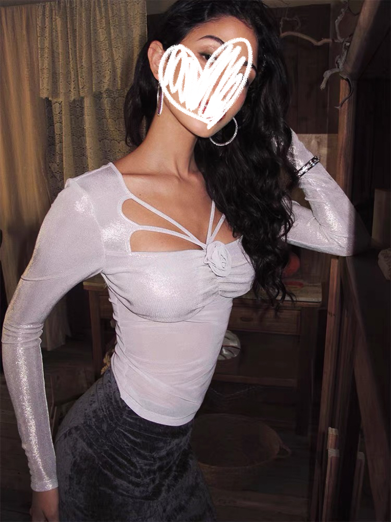 【私有浪漫】法式氛围感纯欲辣妹性感玫瑰秋冬修身打底上衣女