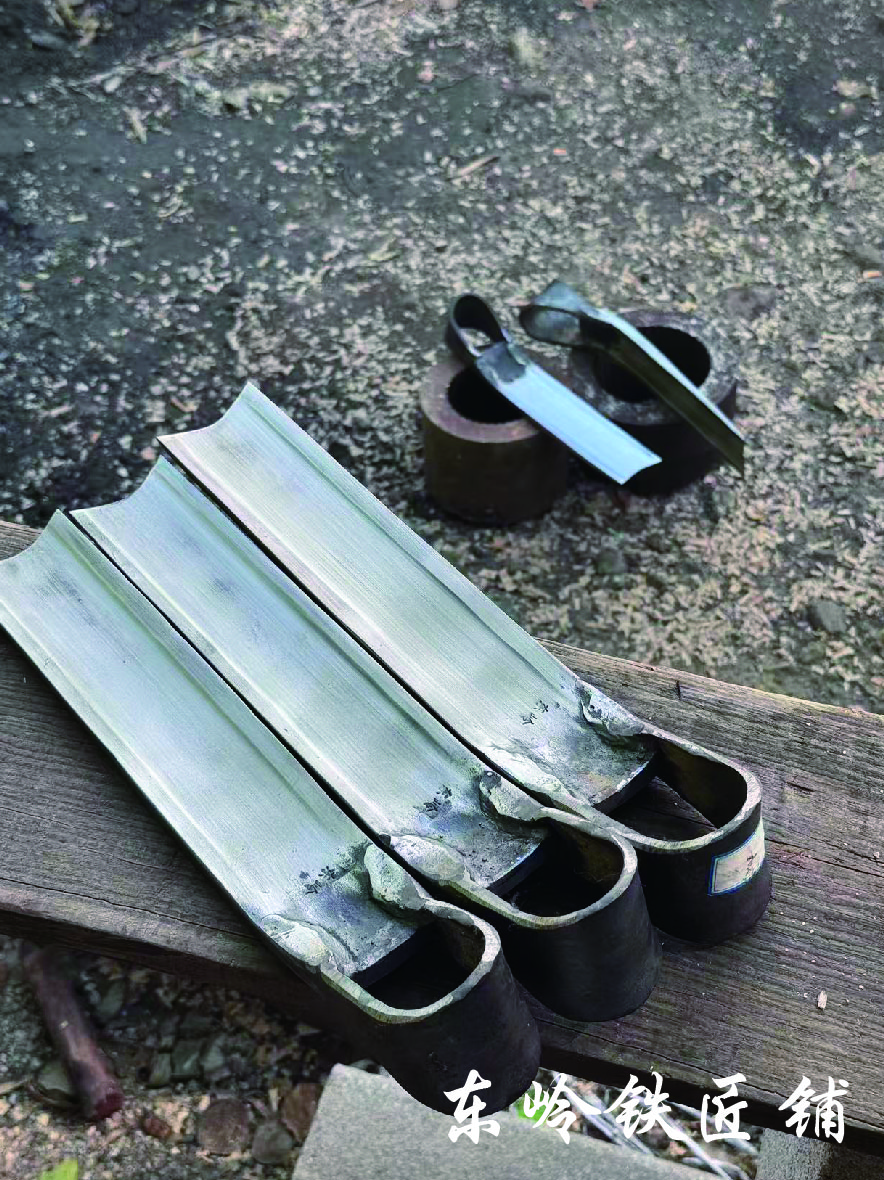 东岭铁铺炮管钢材料纯手工锻打挖笋专用锄头锋利韧性好耐用（精磨）