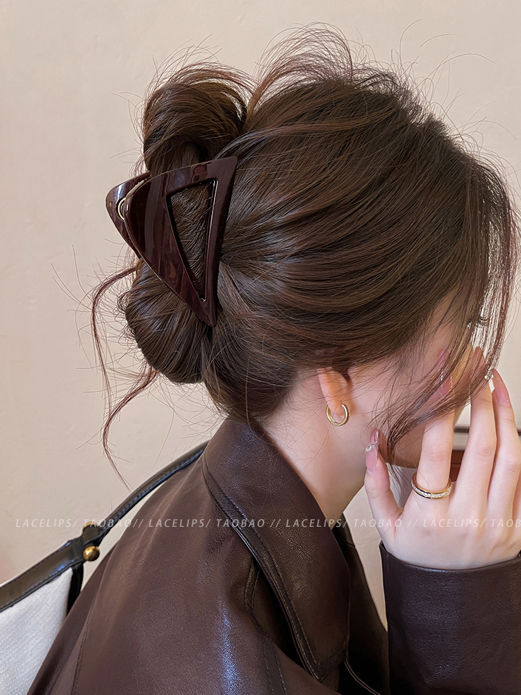 巧克力棕~头发抓夹鲨鱼夹女2025新款高级感秋发夹后脑勺夹子发饰