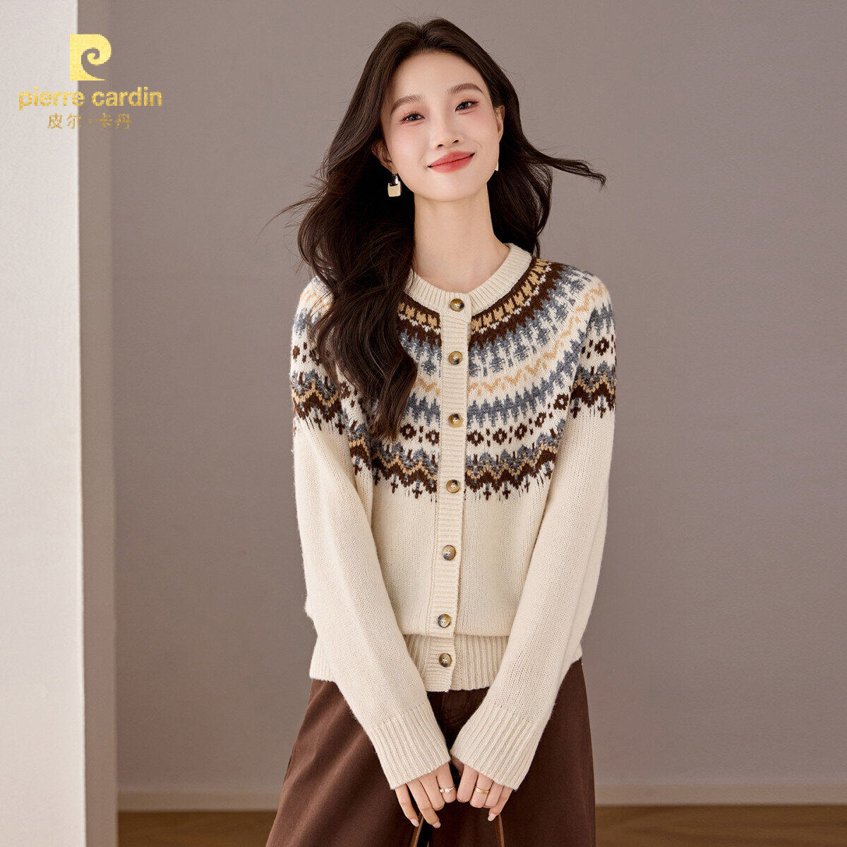 皮尔卡丹秋冬女士流行时尚针织衫纯羊毛气质短款百搭复古宽松韩版