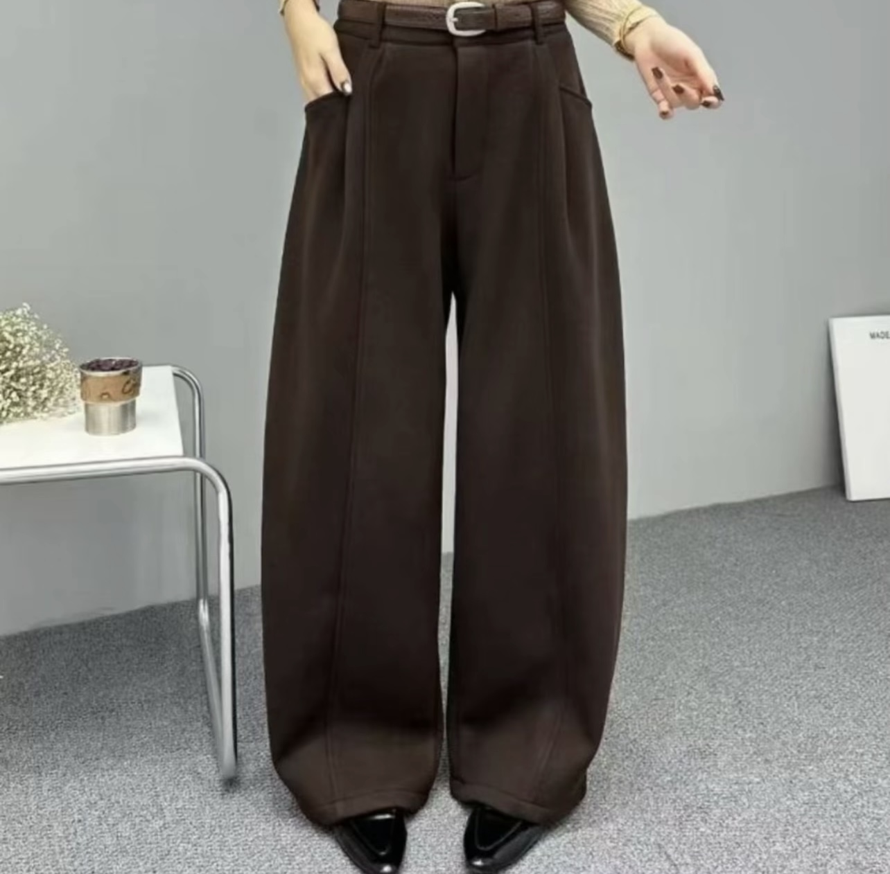 2025冬季梨形穿搭加绒女直筒弯刀裤时尚设计感休闲百搭女裤K7511