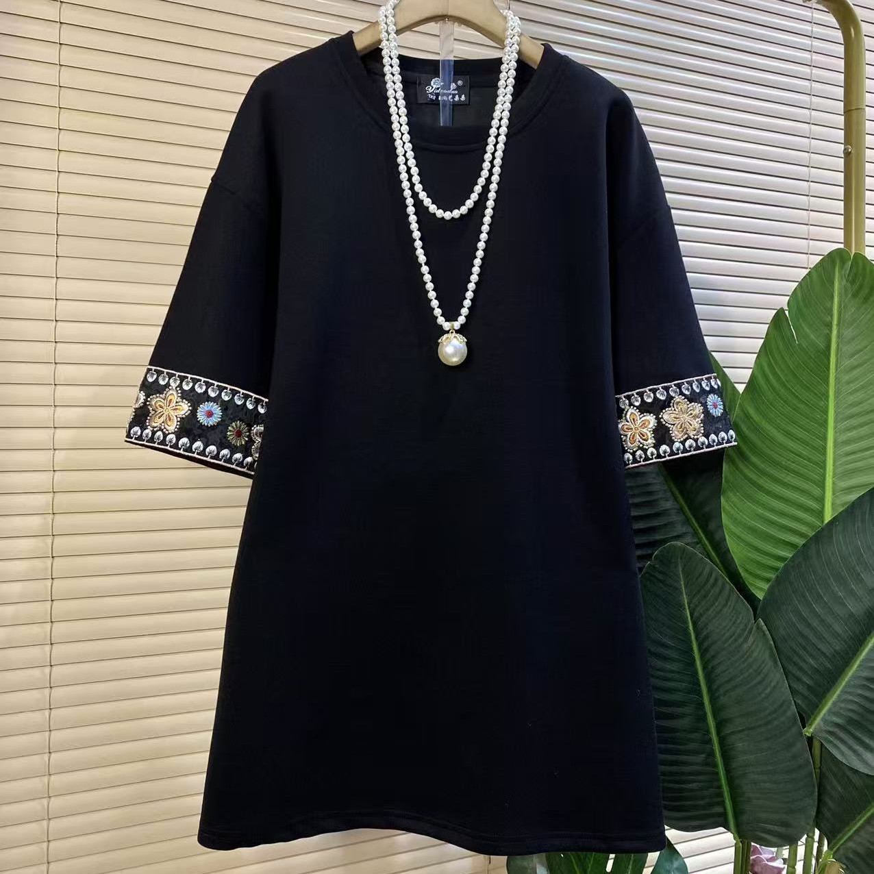 Y胖mm欧货时尚新款国风显瘦遮肉宽松刺绣短袖大衫