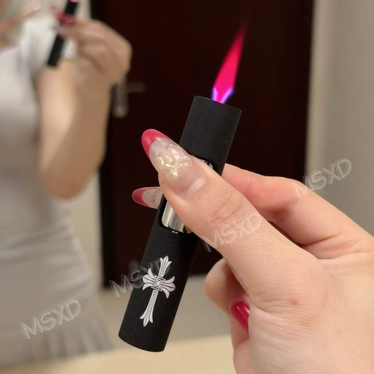 高颜值小巧便携克罗心防风打火机精致十字架定制送男女友礼物高级