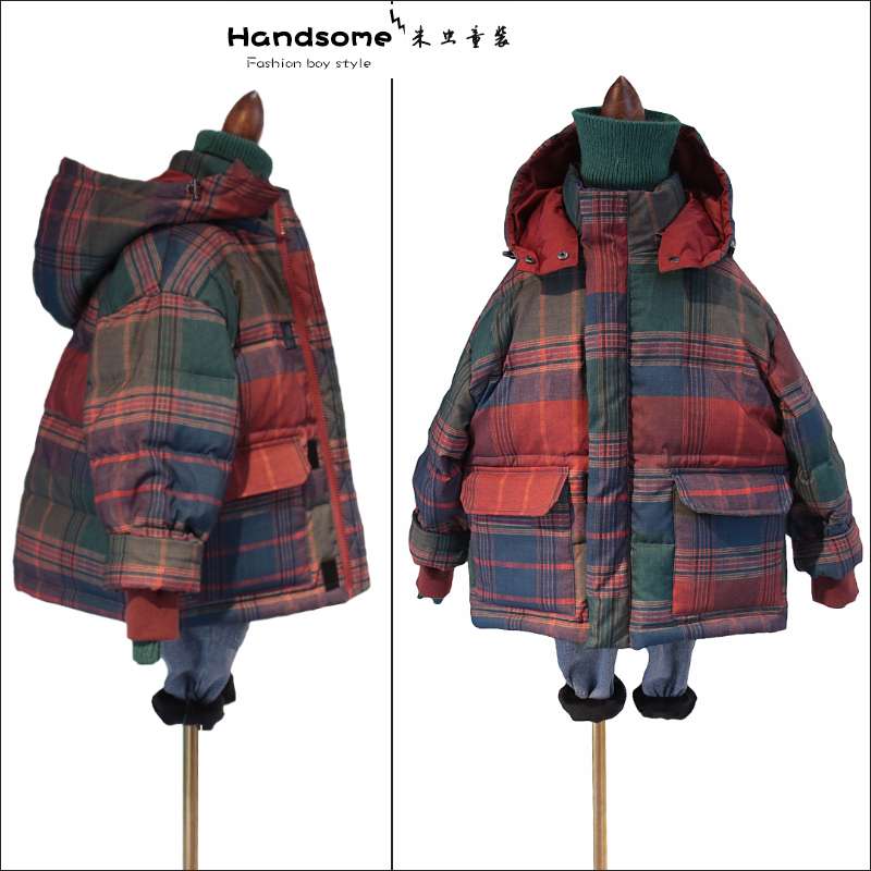 啦芙莱风格童装2025冬新款儿童90白鸭绒羽绒服男女童儿童加厚面包