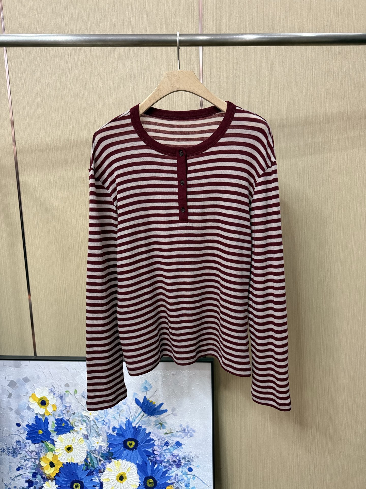 秋冬圆领横条纹合身型女士时尚衫女款女针织条纹薄款上衣