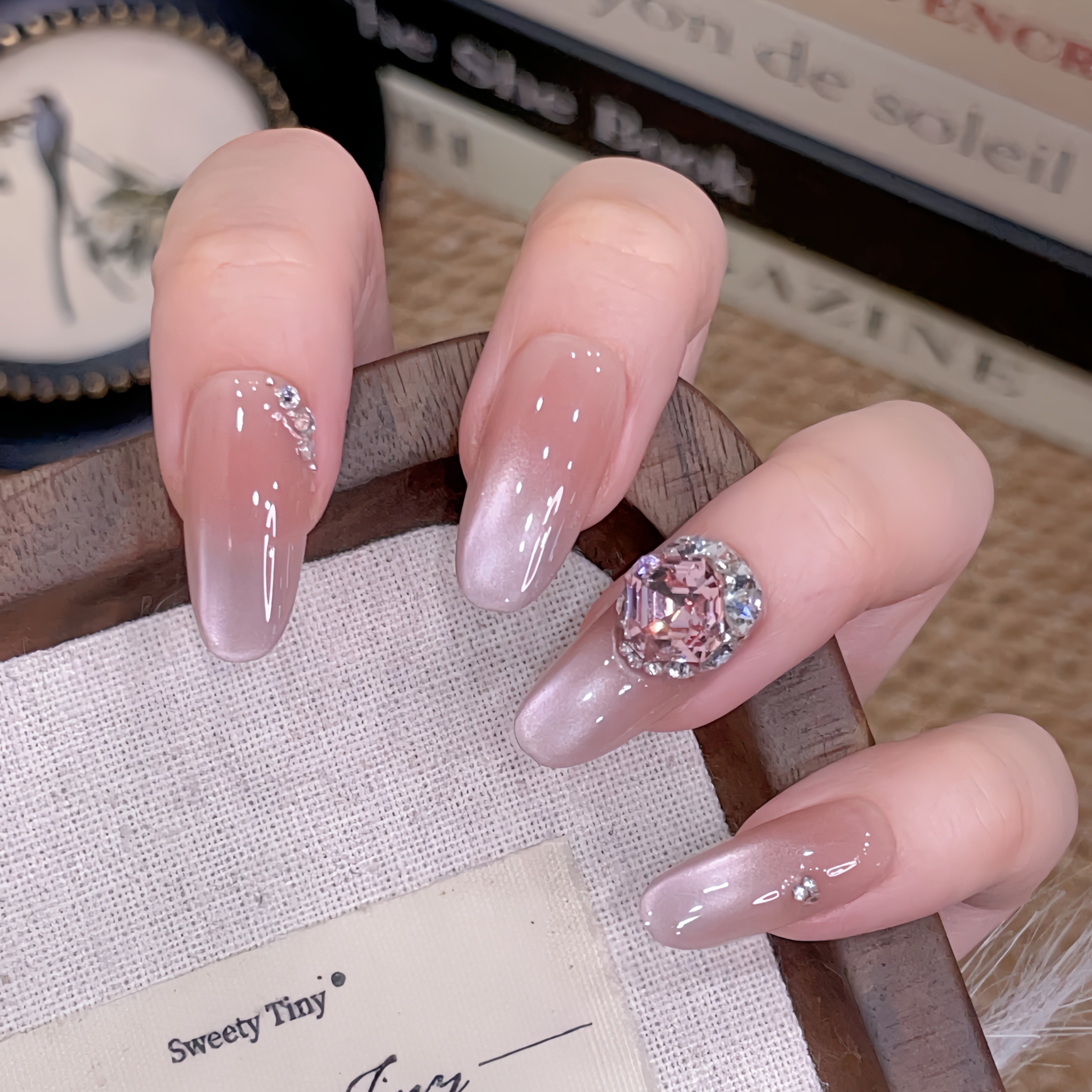 【紫瞳】Ukulele设计施家全华紫渐变玻璃珠猫眼穿戴甲