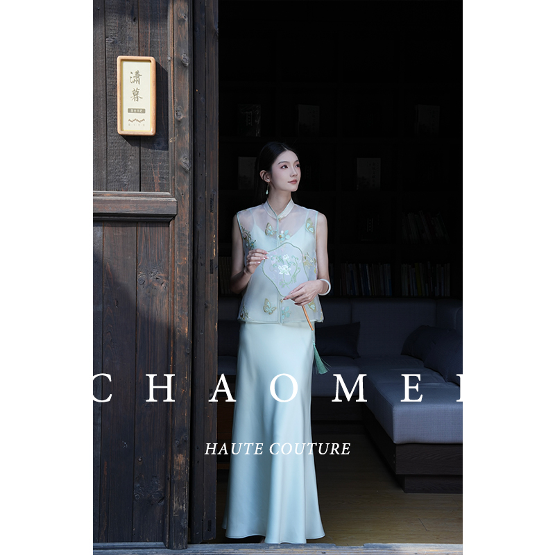 冯（CHAOMEI【青蝶韵】国风新中式女装缎面马甲+吊带裙+外套刺绣新