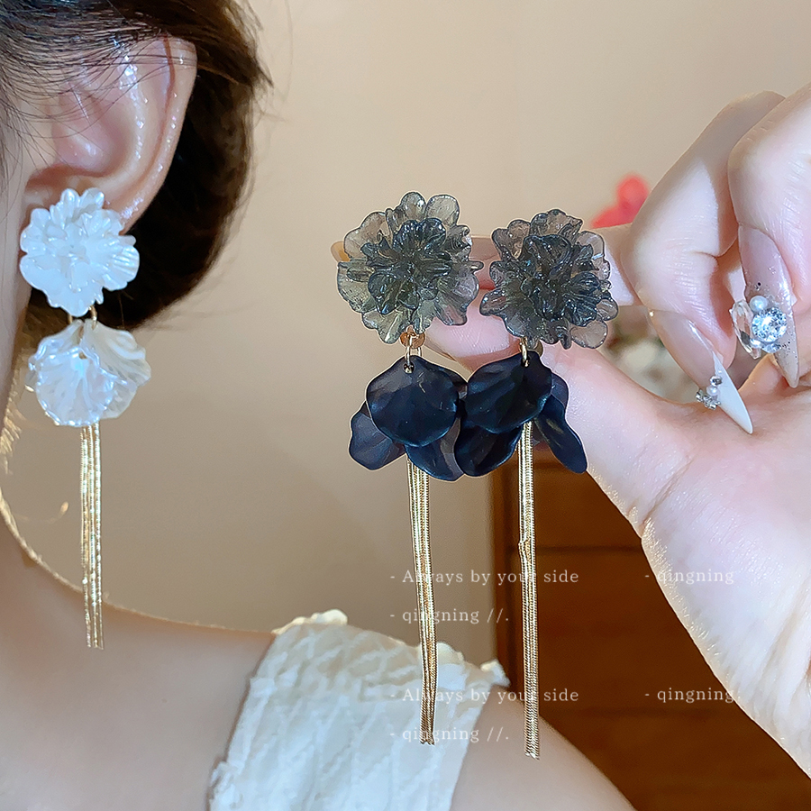 铜合金亚克力耳饰 夸张花瓣长款流苏耳钉轻奢高级感气质大气耳环