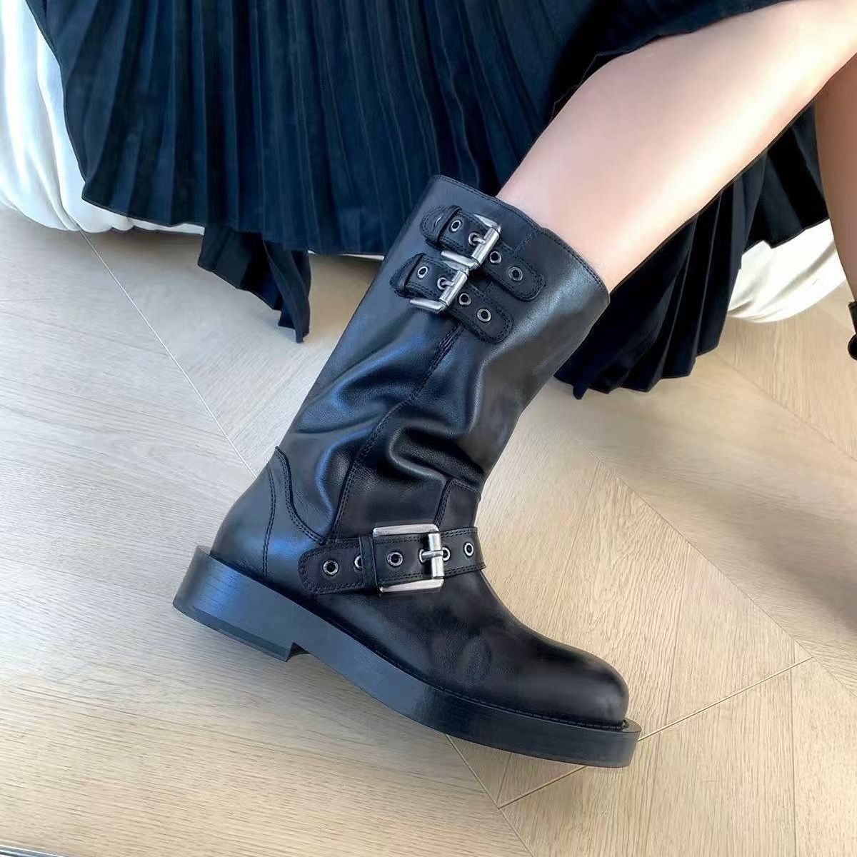 显瘦搭扣短靴女增高厚底2025秋冬新款瘦瘦靴春秋短靴