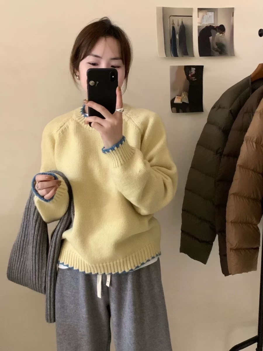 简约百搭撞色圆领套头针织毛衣宽松秋冬加厚内搭显瘦减龄毛针织衫