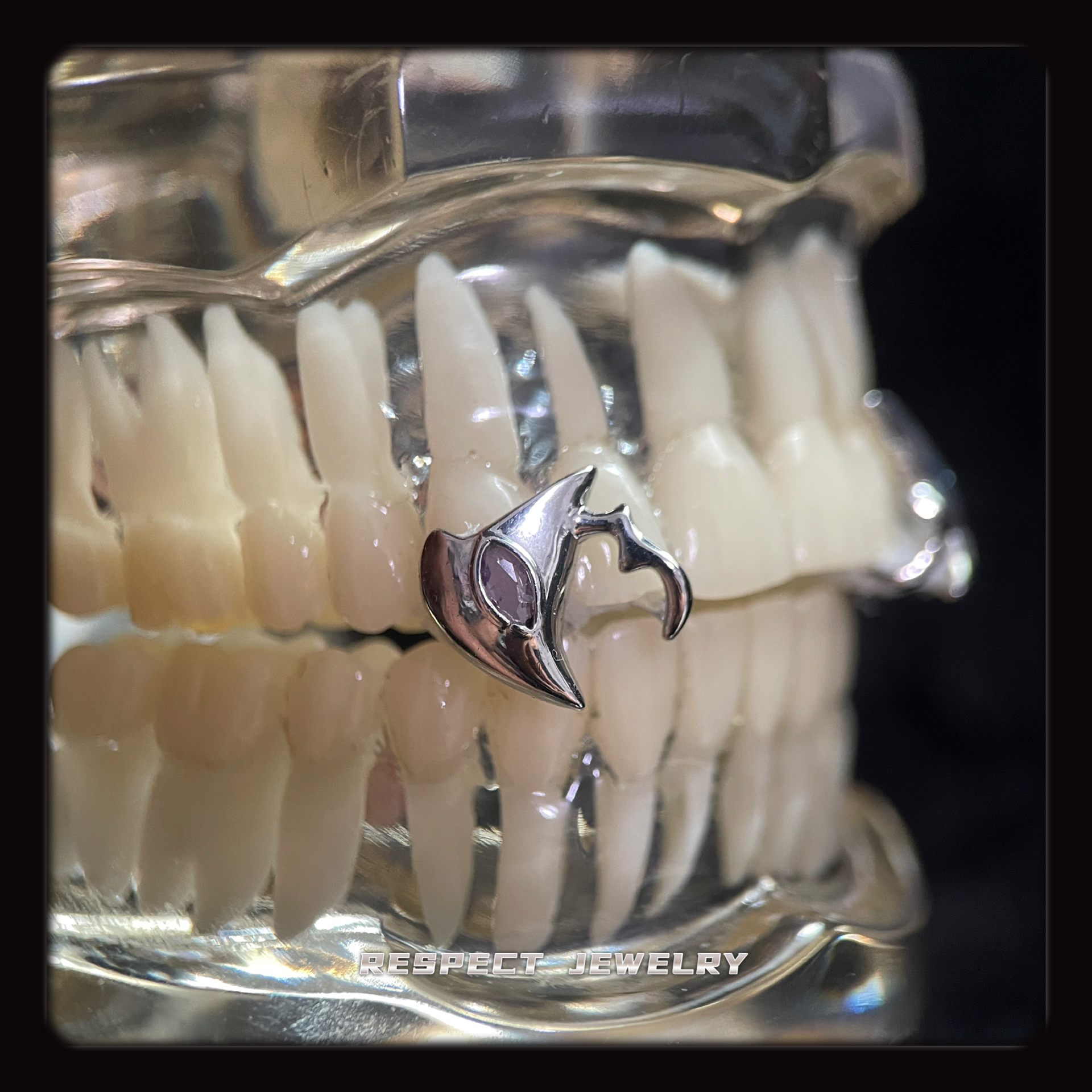 铜锆石吊坠 通用版牙饰尖牙虎牙牙套欧美辣妹时尚装饰grillz