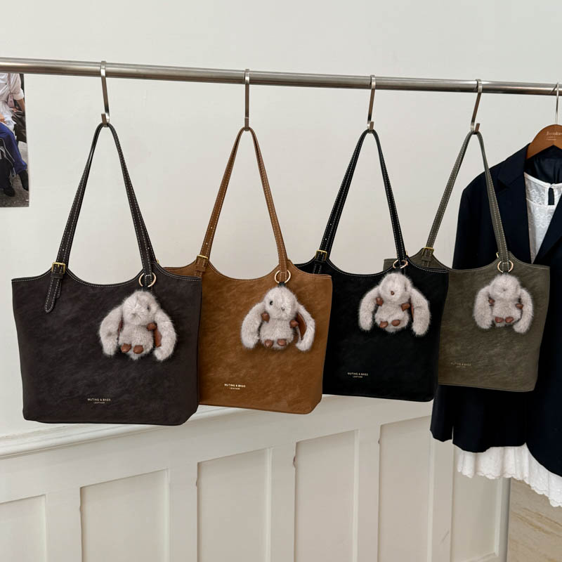 复古美拉德风腋下包包女士包2025新款简约托特包百搭单肩通勤包