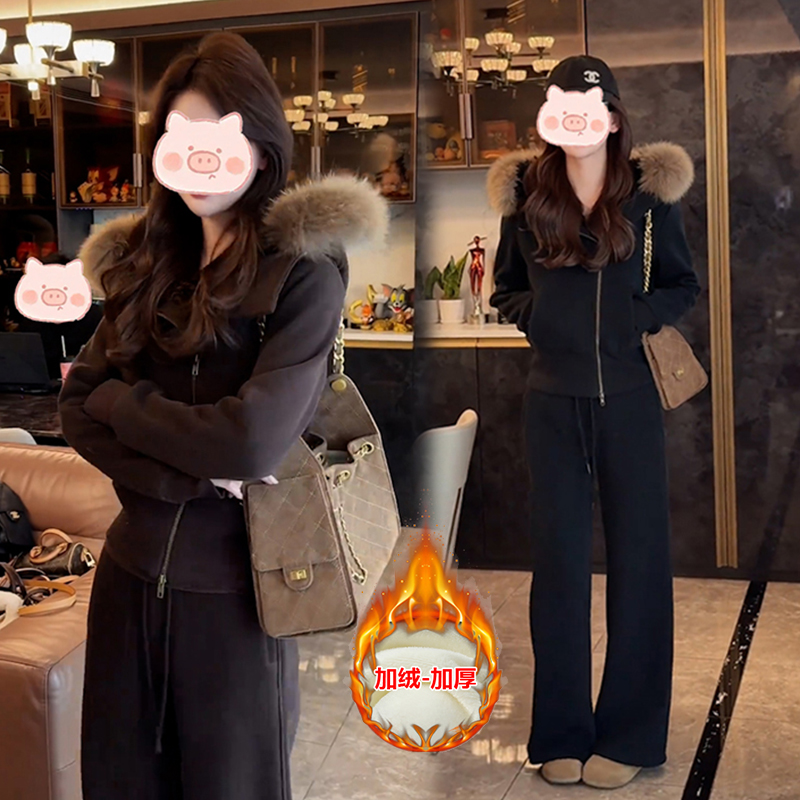 2025冬季带毛领短款外套搭配休闲裤设计感十足保暖时尚冬日潮流范