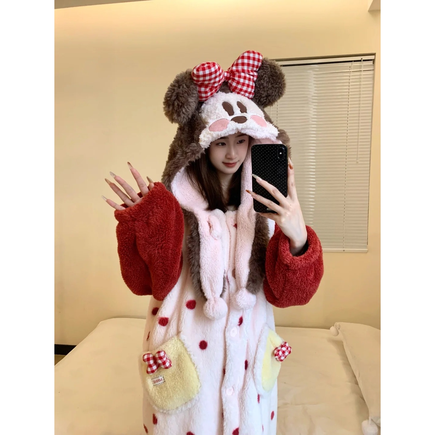 甜美可爱波点米妮连帽珊瑚绒睡袍女冬季款加厚保暖家居服睡衣套装