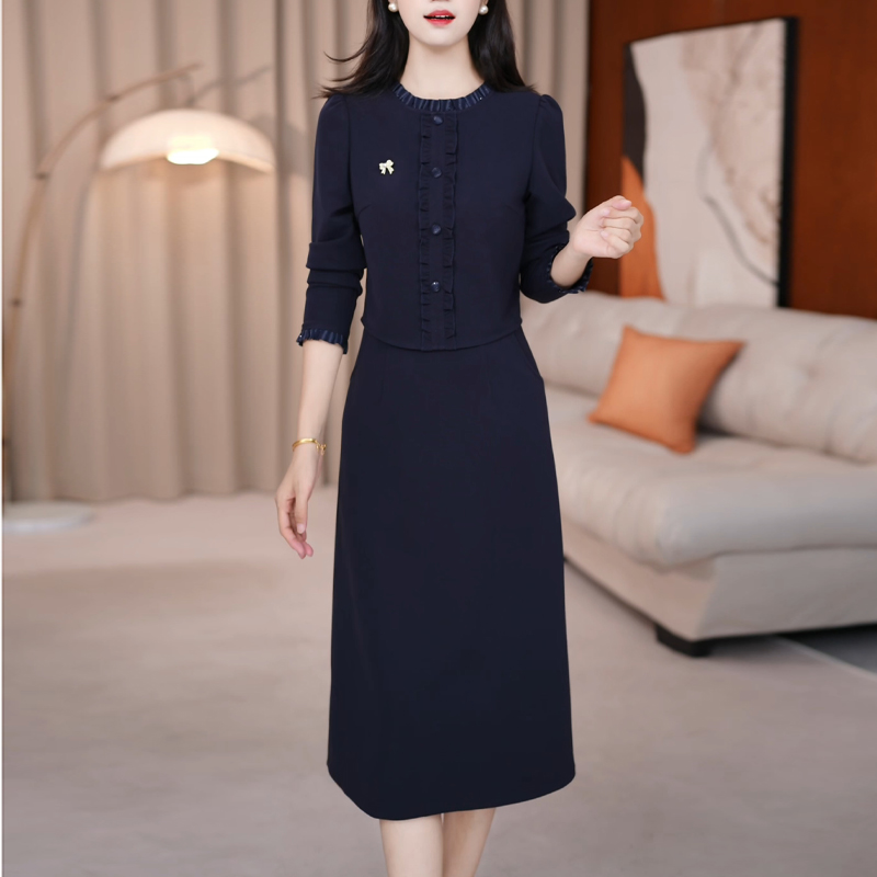 十三行长袖爆款连衣裙女2025春秋新款妈妈洋气减龄假两件遮肉裙子