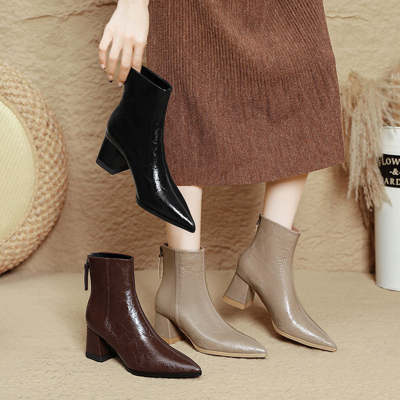 高跟靴子女尖头短靴瘦瘦靴2025新款秋冬棕色靴子粗跟法式中筒皮靴