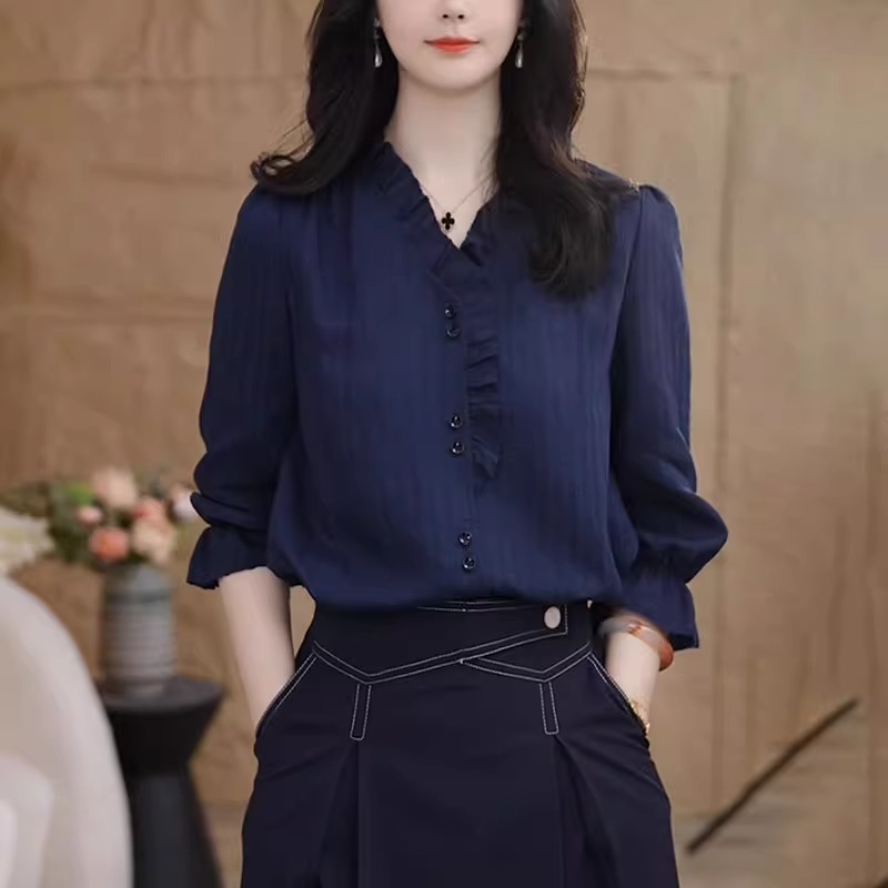 V领七分袖衬衫女夏季2025新款时尚洋气减龄休闲高级感木耳边上衣