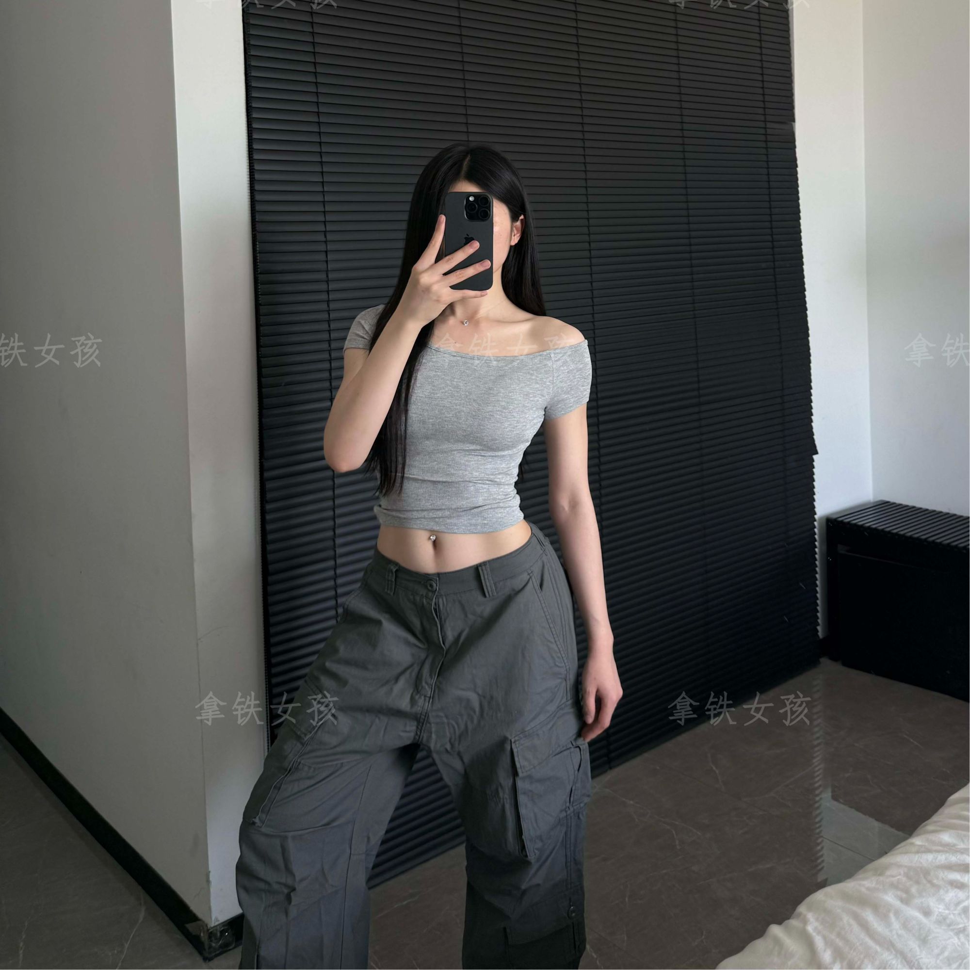 拿铁女孩一字肩斜肩短袖T恤女夏季露肩螺纹弹力性感辣妹短款百搭
