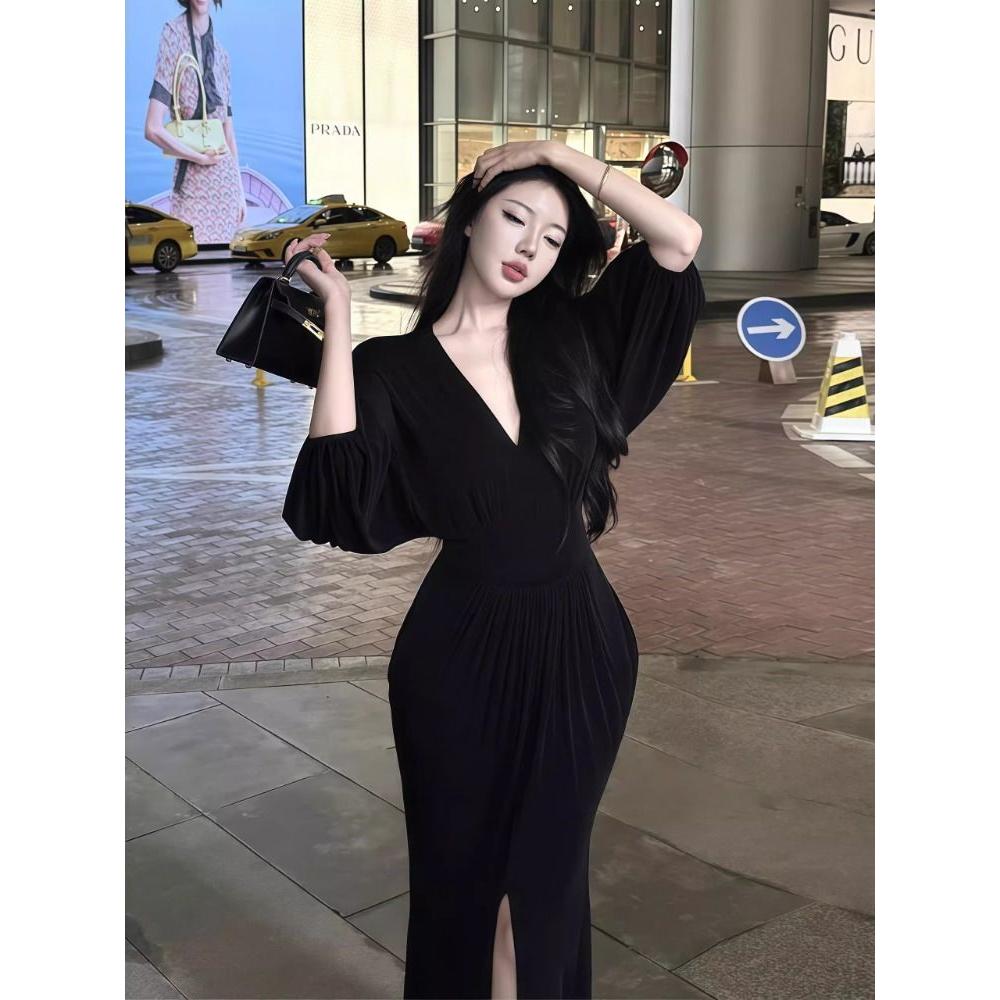 纯欲辣妹V领蓬蓬袖开叉连衣裙女夏季新款修身显瘦高级感包臀长裙