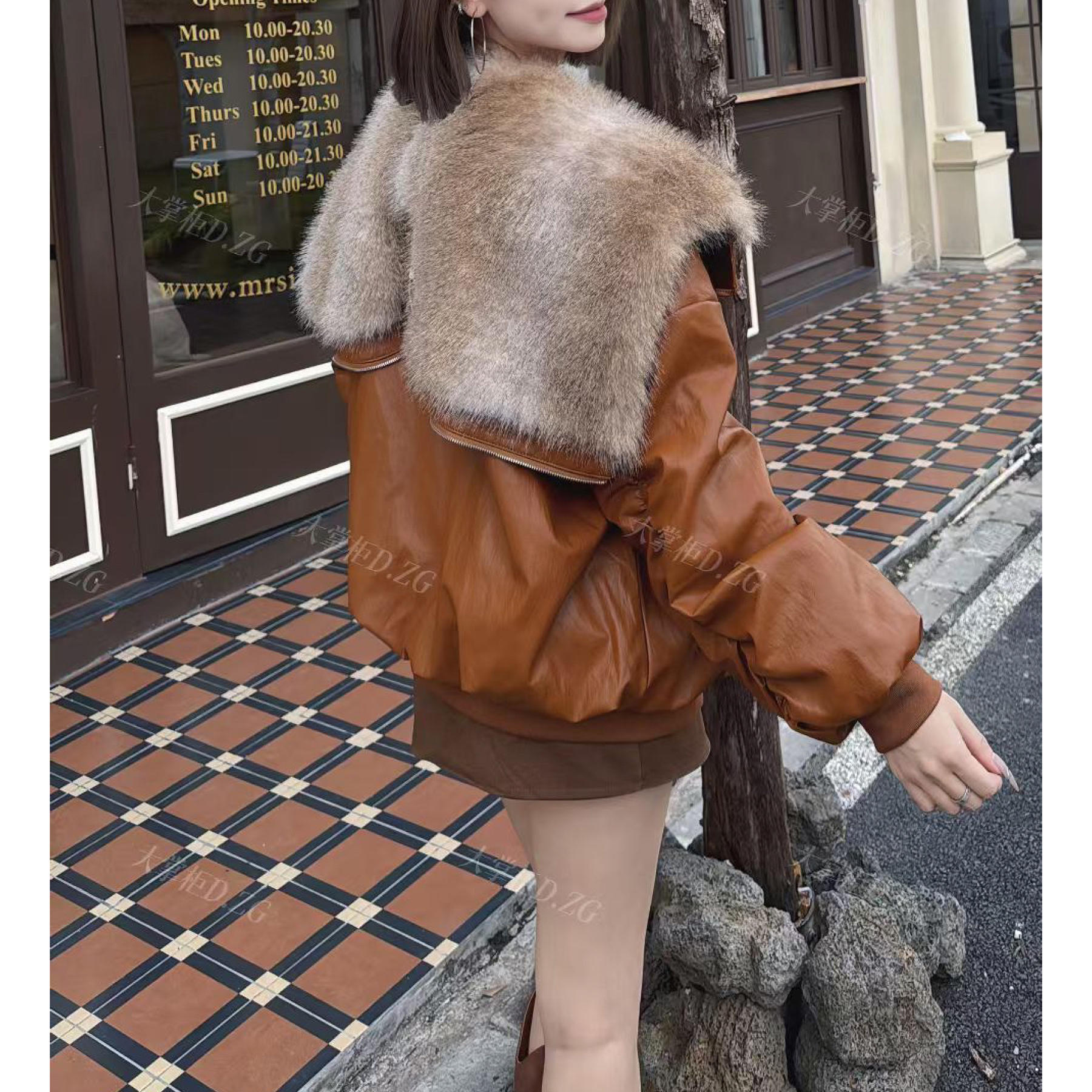 欧货洋气大毛领设计小众气质高端大气皮衣羽绒服