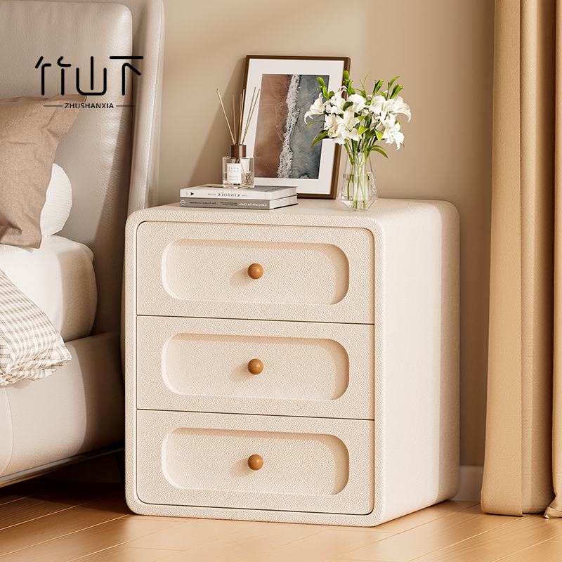 实木床头柜卧室最新款2025高档大气家用奶油风小型轻奢床头收纳柜