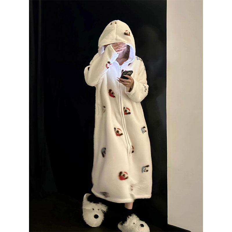 可爱小狗印花珊瑚绒睡袍女冬季新款加绒保暖家居睡裙连帽睡衣外穿