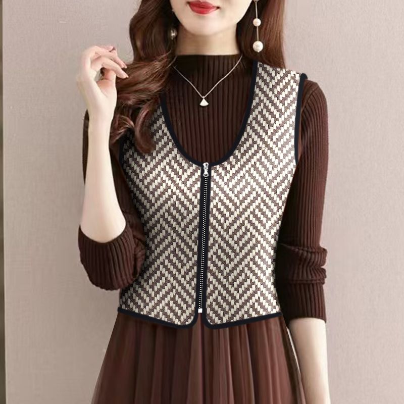 春秋季新款中老年防寒小外套薄款一体绒内搭外穿贴身拉链印花马夹