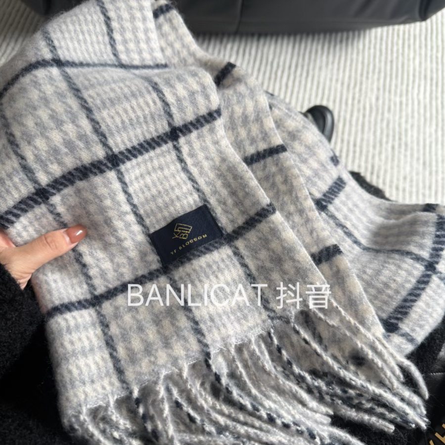 Banlicat 雪天氛围感 韩版羊毛混纺格子围巾男女秋冬保暖流苏披肩