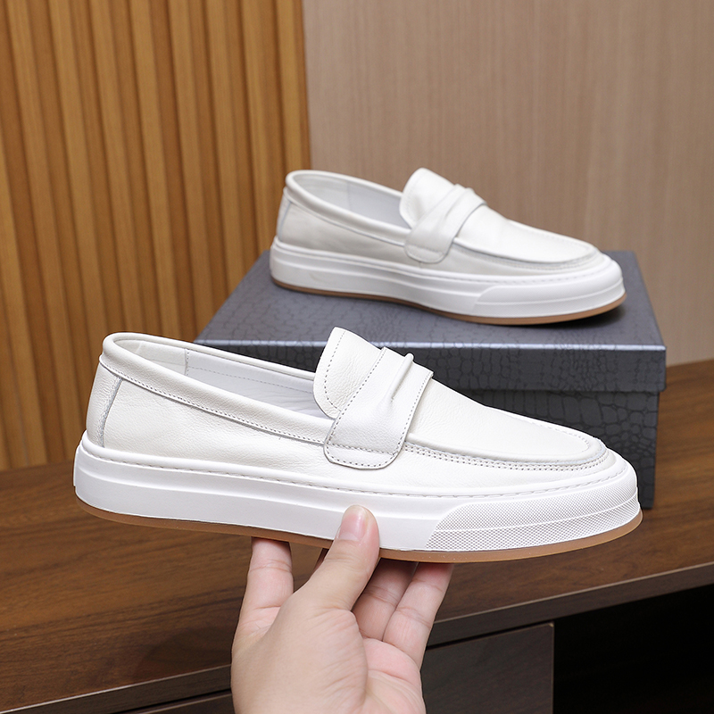 豆豆鞋男款2025新款爆款夏季透气厚底休闲乐福鞋百搭韩版白色皮鞋