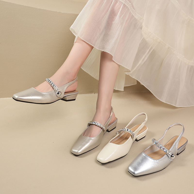 小香风方头水钻魔术贴粗跟包头凉鞋女外穿2025夏新款法式后空单鞋