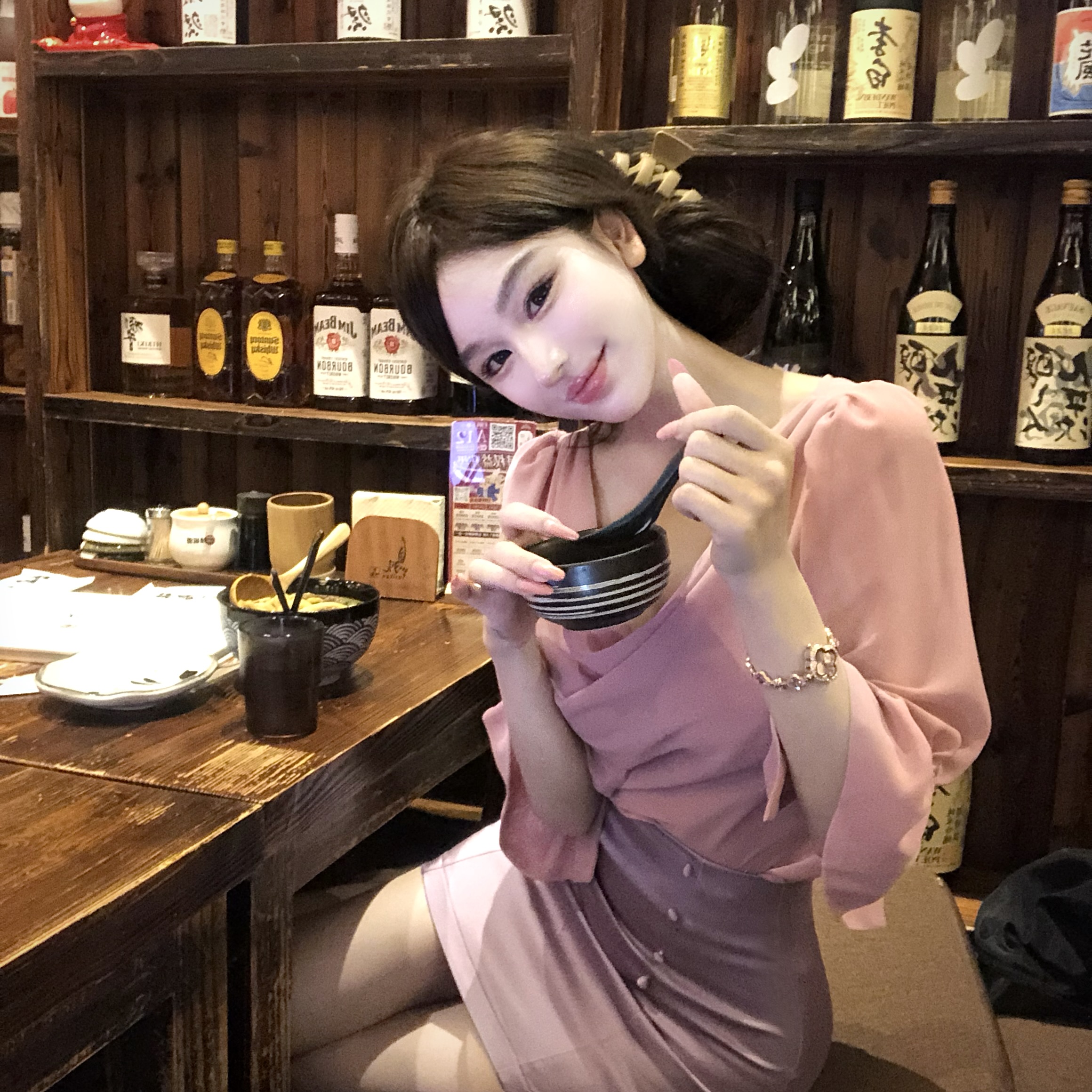WW定制「玲奈纪事」显瘦小众轻奢网红设计感生日套装裙上衣半裙套装