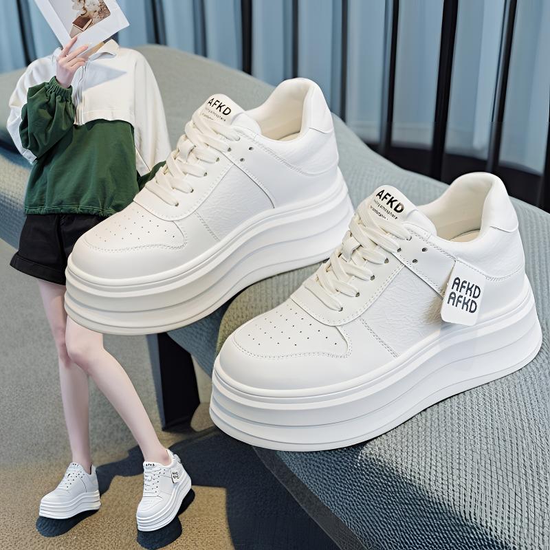 内增高8cm厚底真皮小白鞋女款ins韩版不累脚休闲板鞋2025秋季爆款