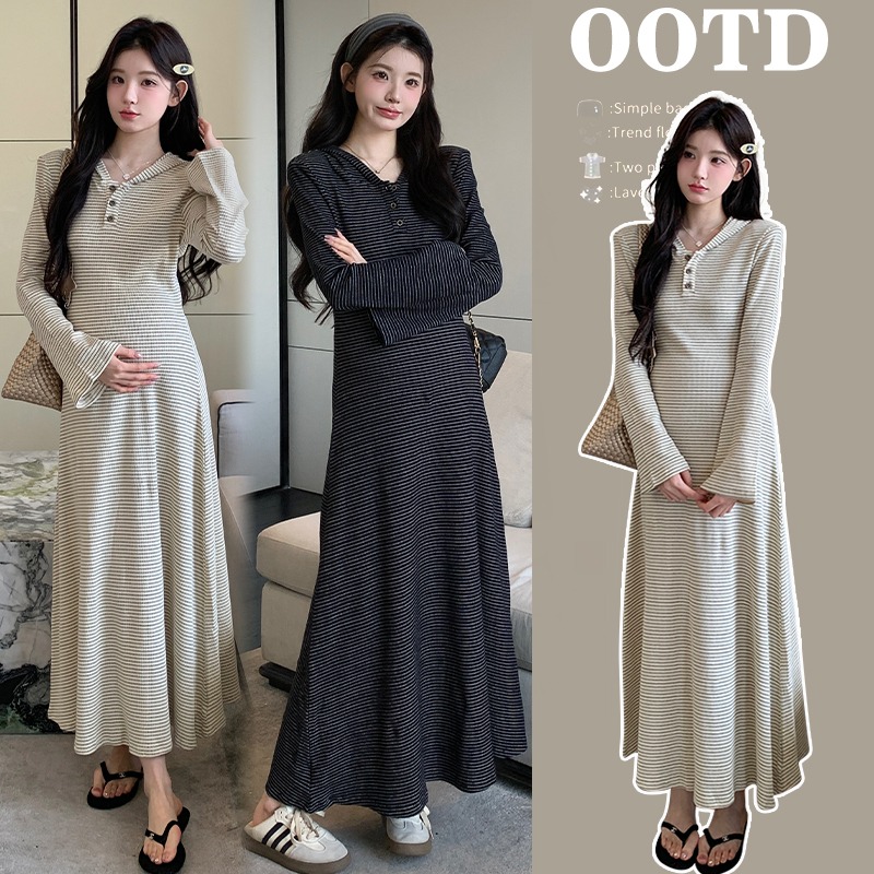 孕妇装秋冬慵懒风高级感百搭连帽遮肚条纹拖地连衣裙长裙女外穿