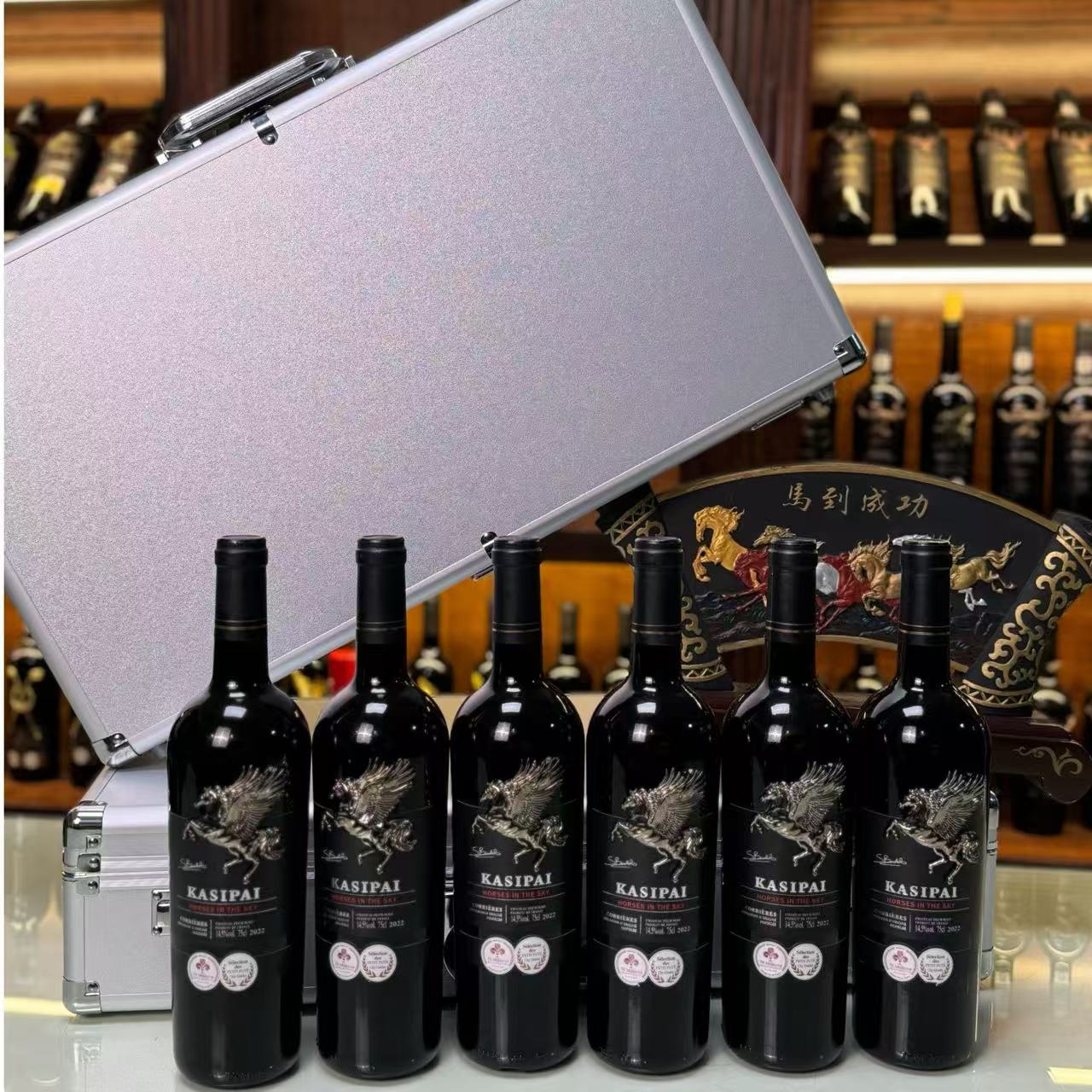 法国进口飞马干红葡萄酒750ml*6支带航空铝合金密码箱发货