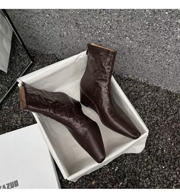 秋冬新款全皮复古极简风方头坡跟显瘦女士瘦瘦靴时尚百搭