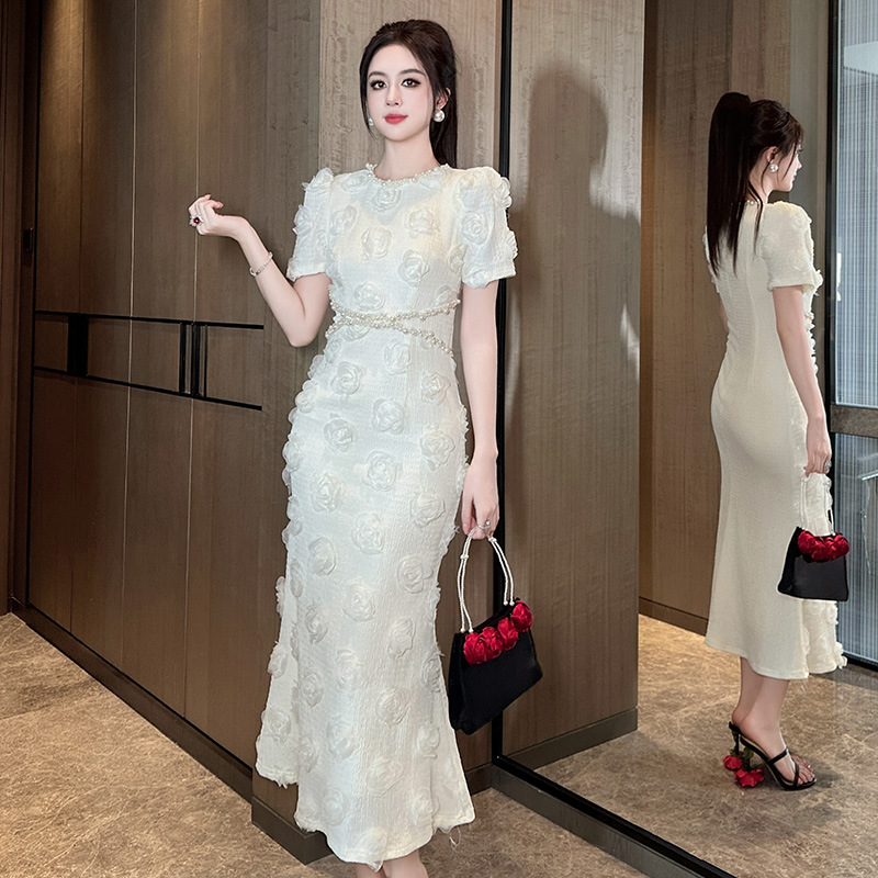 【碧儿定制】2025夏季新款名媛风气质珍珠收腰立体花朵连衣裙21647