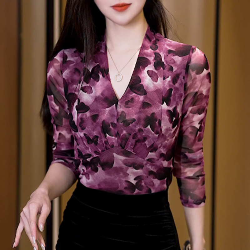 双层网纱印花长袖t恤女春秋新款高级感v领打底衫修身显瘦上衣小衫