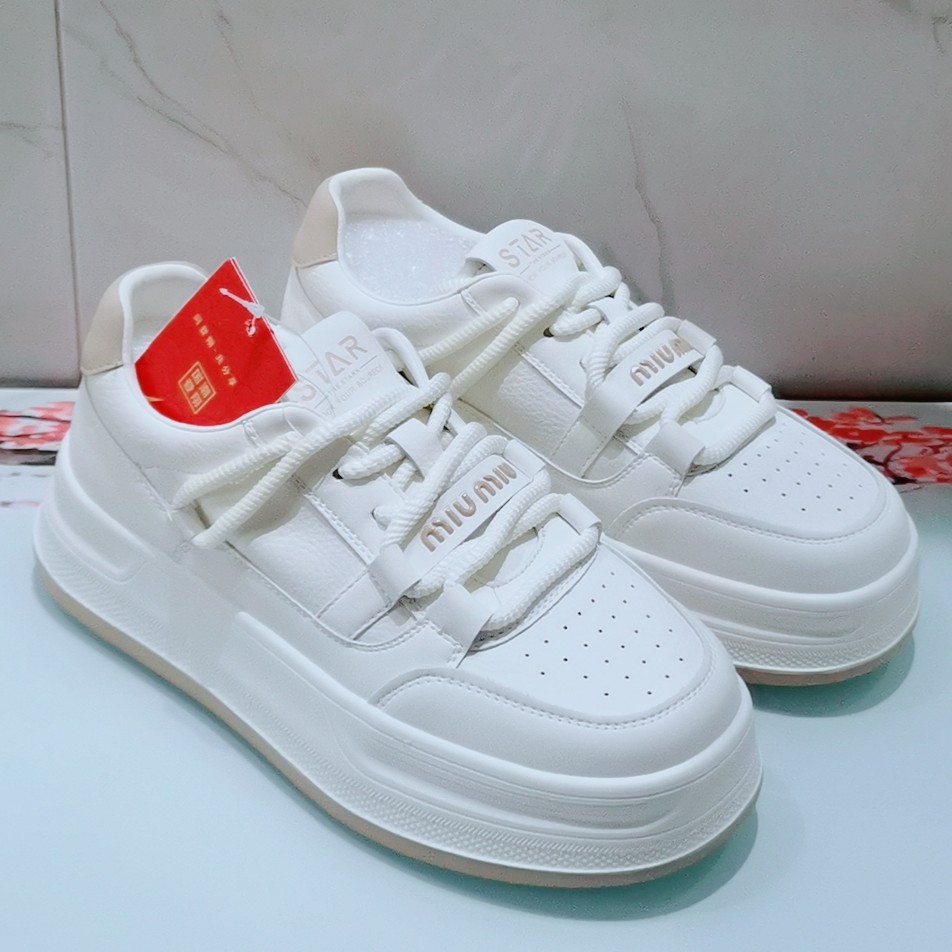 登翔运动板鞋真皮女款潮流时尚低帮系带秋季厚底小白鞋百搭板鞋